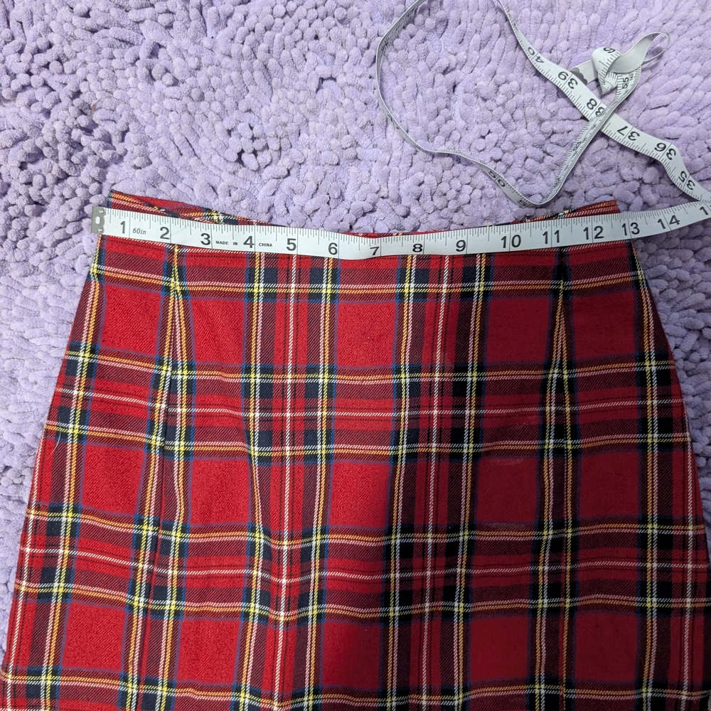 Brandy Melville Red Plaid Mini Skirt - Picture 6 of 7